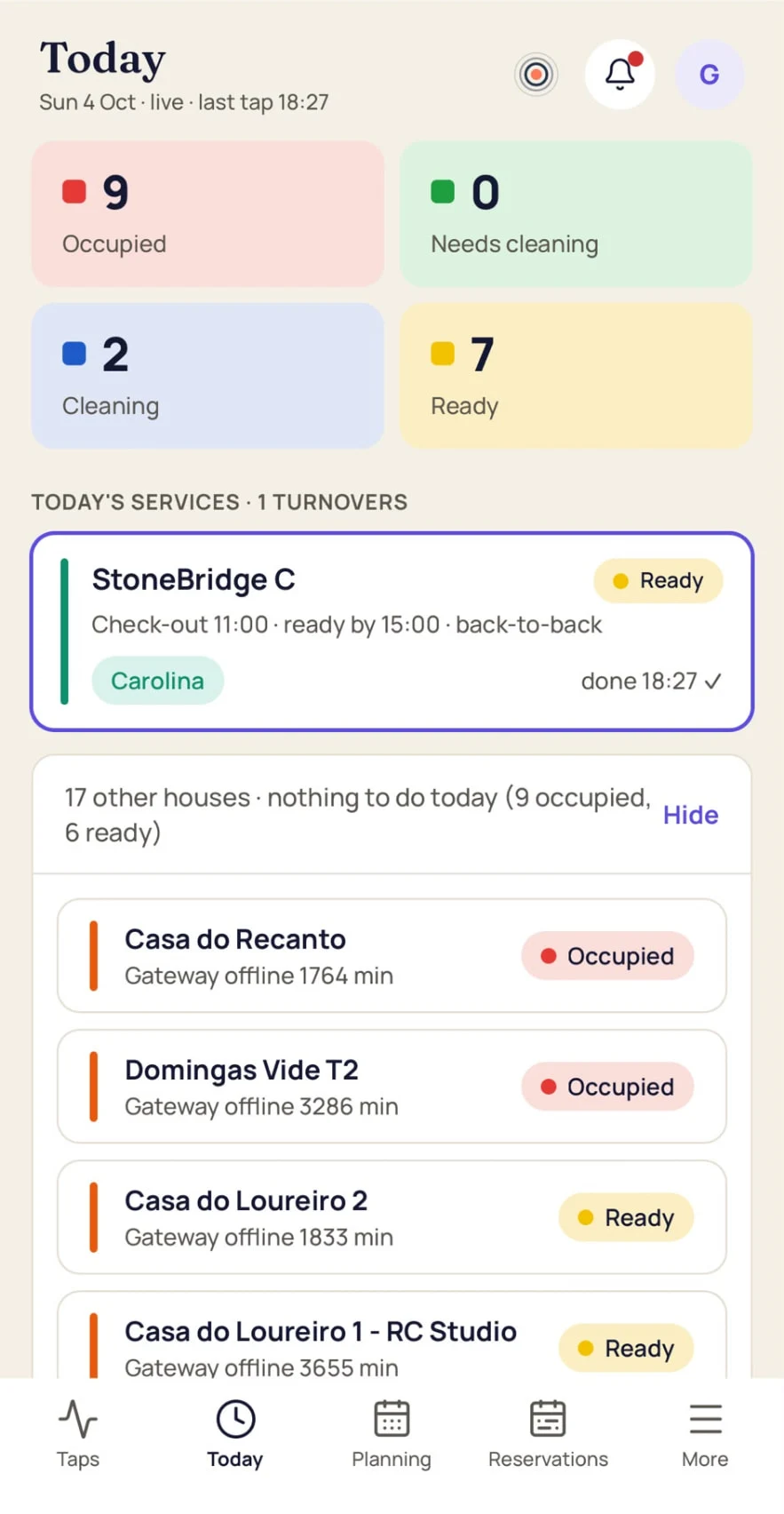 Mockup da app OneTapHost com a atividade da unidade